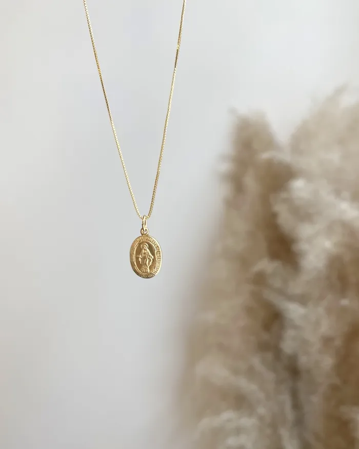 ERIJEWELRY Necklaces Mini Virgin Mary Necklace