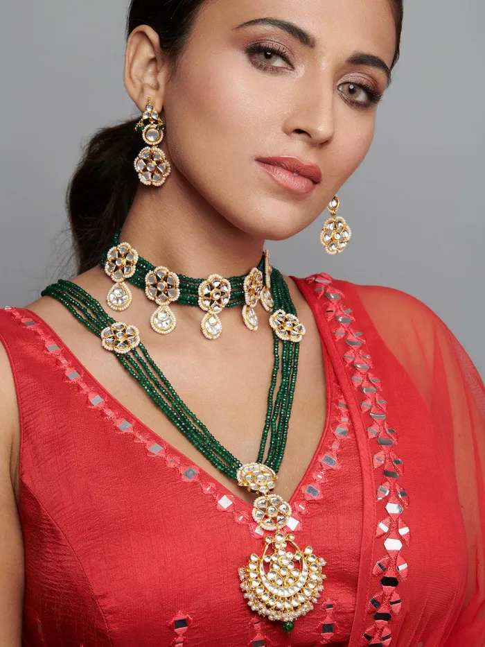 Necklaces Curio Cottage Bridal Floral Kundan Motifs And Green Strings Choker And Long Necklace Set