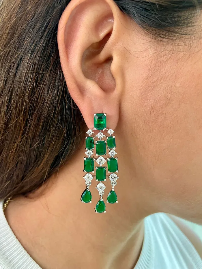 PRERTO ECOMMERCE PRIVATE LIMITED Cushion Baguette Dimonte Emerald Necklace Set Necklaces
