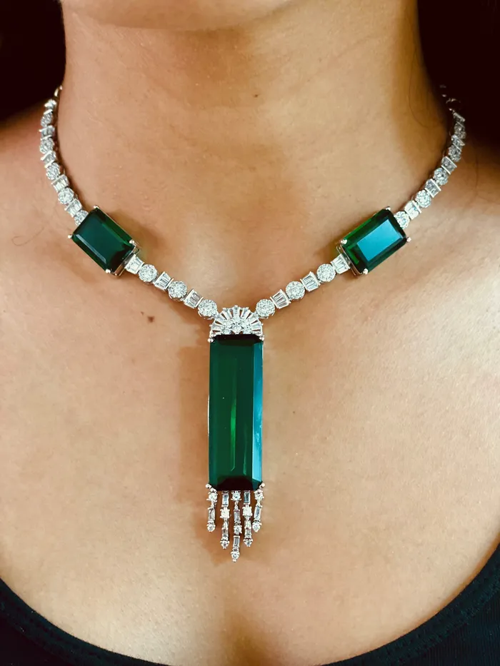 PRERTO ECOMMERCE PRIVATE LIMITED Necklaces Rectangular Emerald with Diamond Setting Statement Necklace Set Earrings Necklace