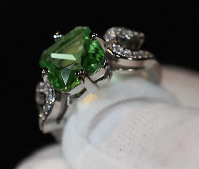 Lab Diamonds London Rings Green Diamond Ring Womens Promise Rings Love Ring Gift for Wife