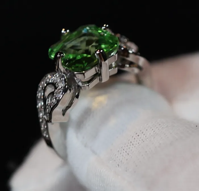 Lab Diamonds London Rings Green Diamond Ring Womens Promise Rings Love Ring Gift for Wife
